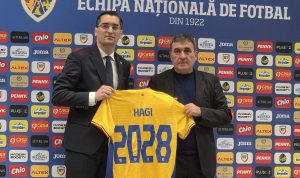 Gheorghe Hagi a fost instalat oficial pe banca naționalei României,